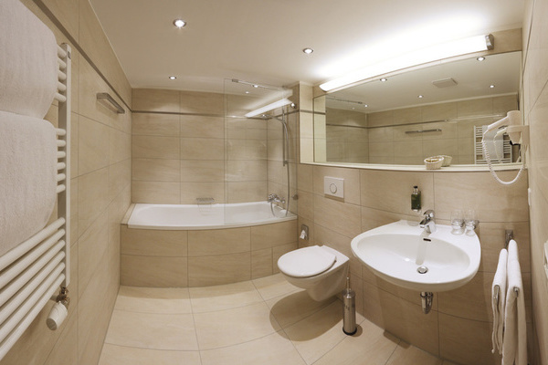 Doppelzimmer Komfort Bad Doppelzimmer Komfort Bad