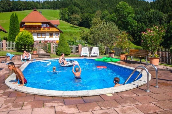 '''Pool' '''Pool'