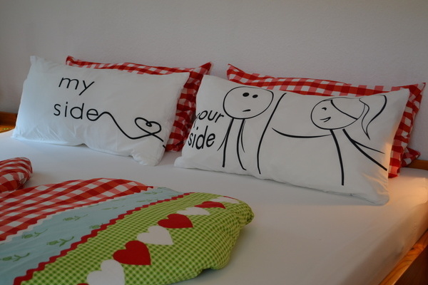 'Schlafzimmer mit Doppelbett'