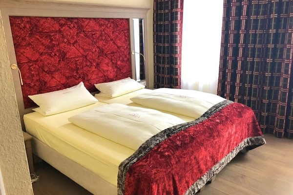 'Doppelzimmer Luxus' 'Doppelzimmer Luxus'