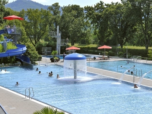 Freibad Oberkirch Copyright: (© Renchtal Tourismus GmbH)