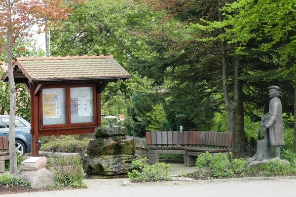 Mit freundlicher Genehmigung der Gemeinde Seewald Mit freundlicher Genehmigung der Gemeinde Seewald
