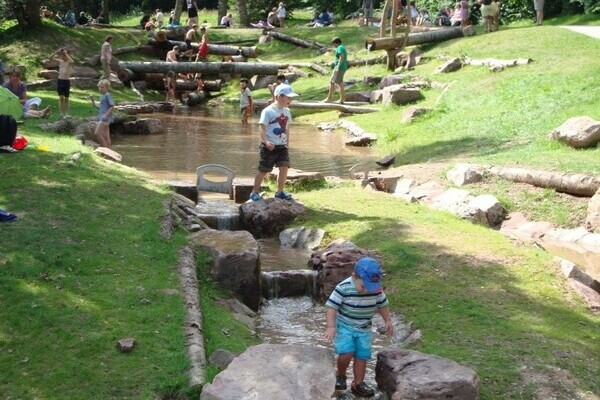 Wasserspielplatz Copyright: (Mit freundlicher Genehmigung der Gemeinde Seewald)