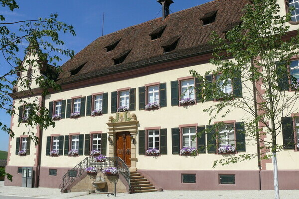 Das Ebringer Schloss Copyright: (Mit freundlicher Genehmigung von Rainer Mosbach, Bürgermeister Gemeinde Ebringen)