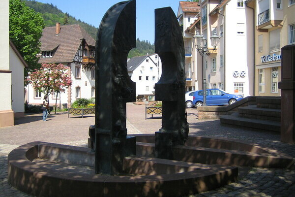 Geschichtsbrunnen Hornberg Copyright: (Mit freundlicher Genehmigung der Stadt Hornberg)