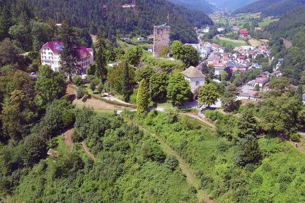 Schlossberg Copyright: (Mit freundlicher Genehmigung der Tourist-Information Hornberg) Schlossberg Copyright: (Mit freundlicher Genehmigung der Tourist-Information Hornberg)